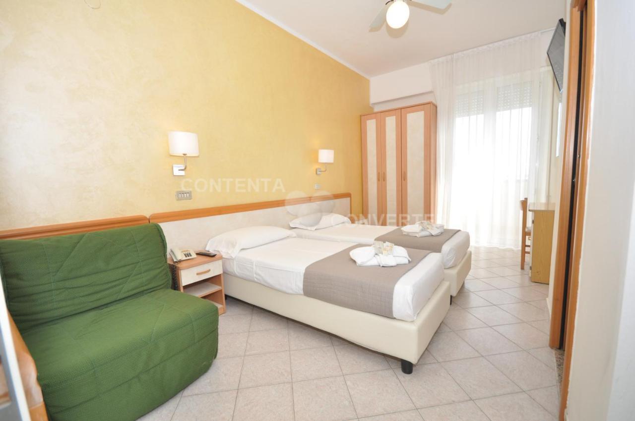 Hotel Adriatic&Beauty Rimini Bagian luar foto