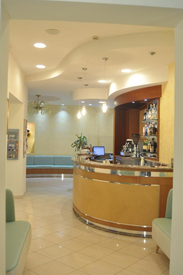 Hotel Adriatic&Beauty Rimini Bagian luar foto