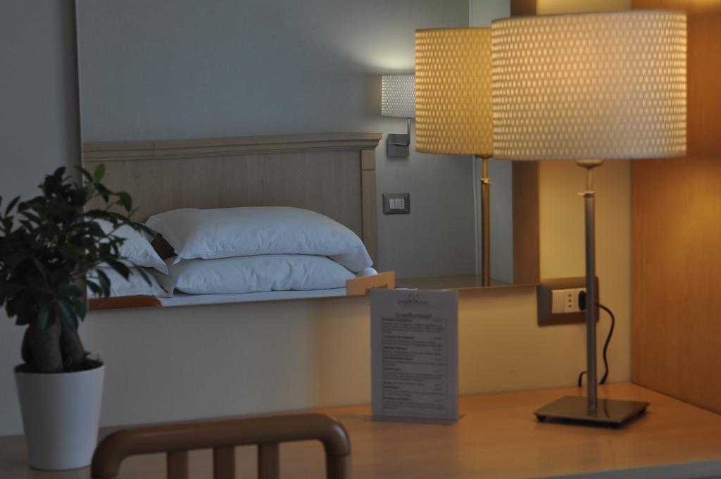 Hotel Adriatic&Beauty Rimini Bagian luar foto