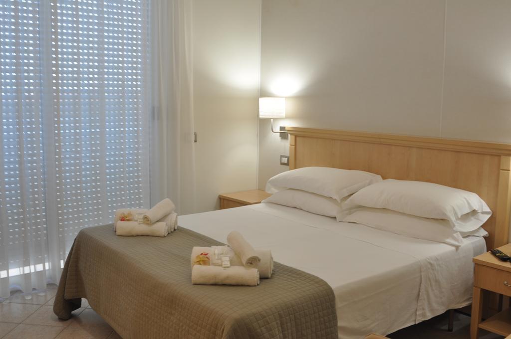 Hotel Adriatic&Beauty Rimini Bagian luar foto