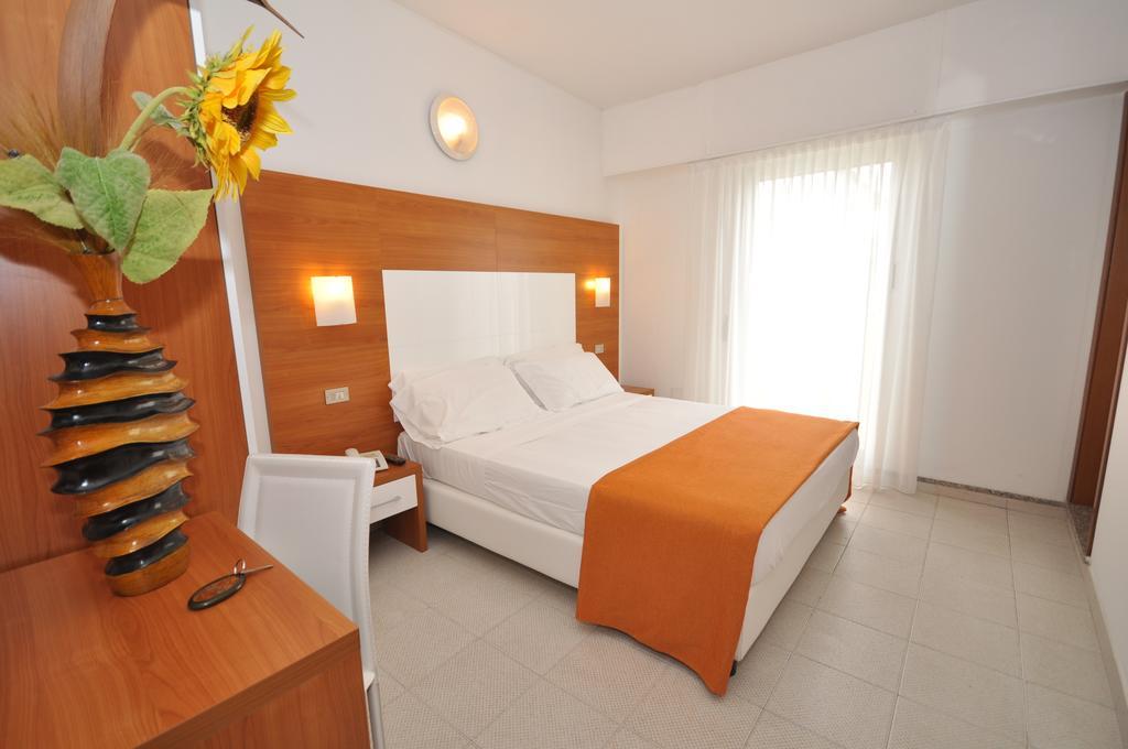 Hotel Adriatic&Beauty Rimini Ruang foto