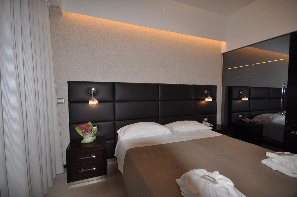 Hotel Adriatic&Beauty Rimini Bagian luar foto